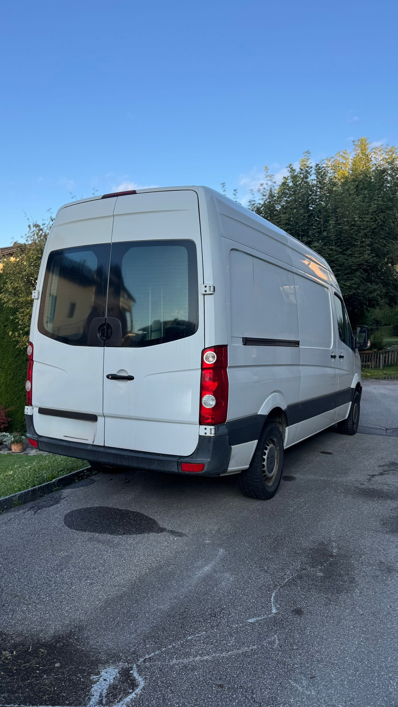VW Crafter 35 2.0 TDI CR-image-1
