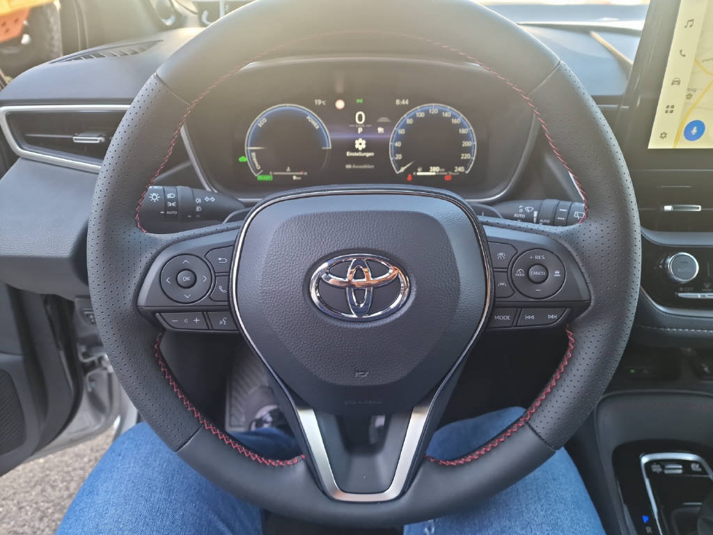 TOYOTA Corolla 2.0 HSD GR Sport-image-8