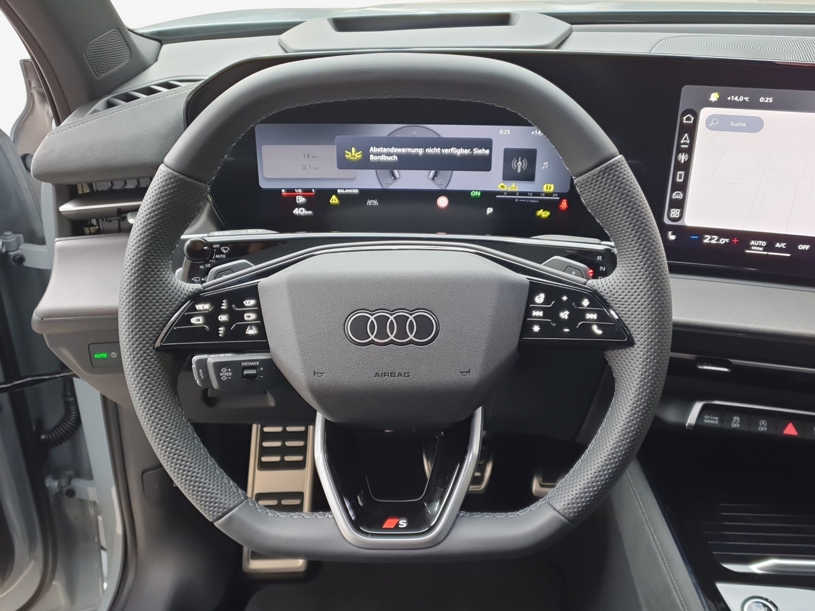 AUDI Q3 SUV 110 kW TFSI S tronic-image-9