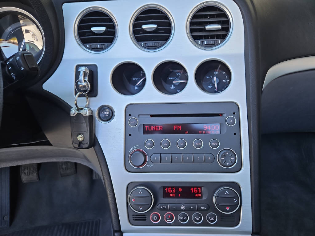 ALFA ROMEO Spider 2.2 JTS-image-8