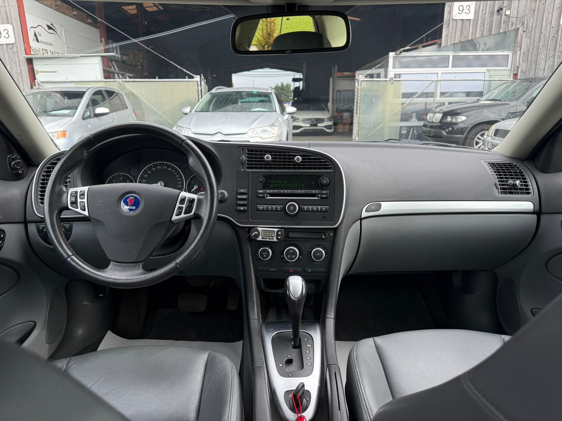 SAAB 9-3 1.9 TiD Vector Sport Automatic-image-11