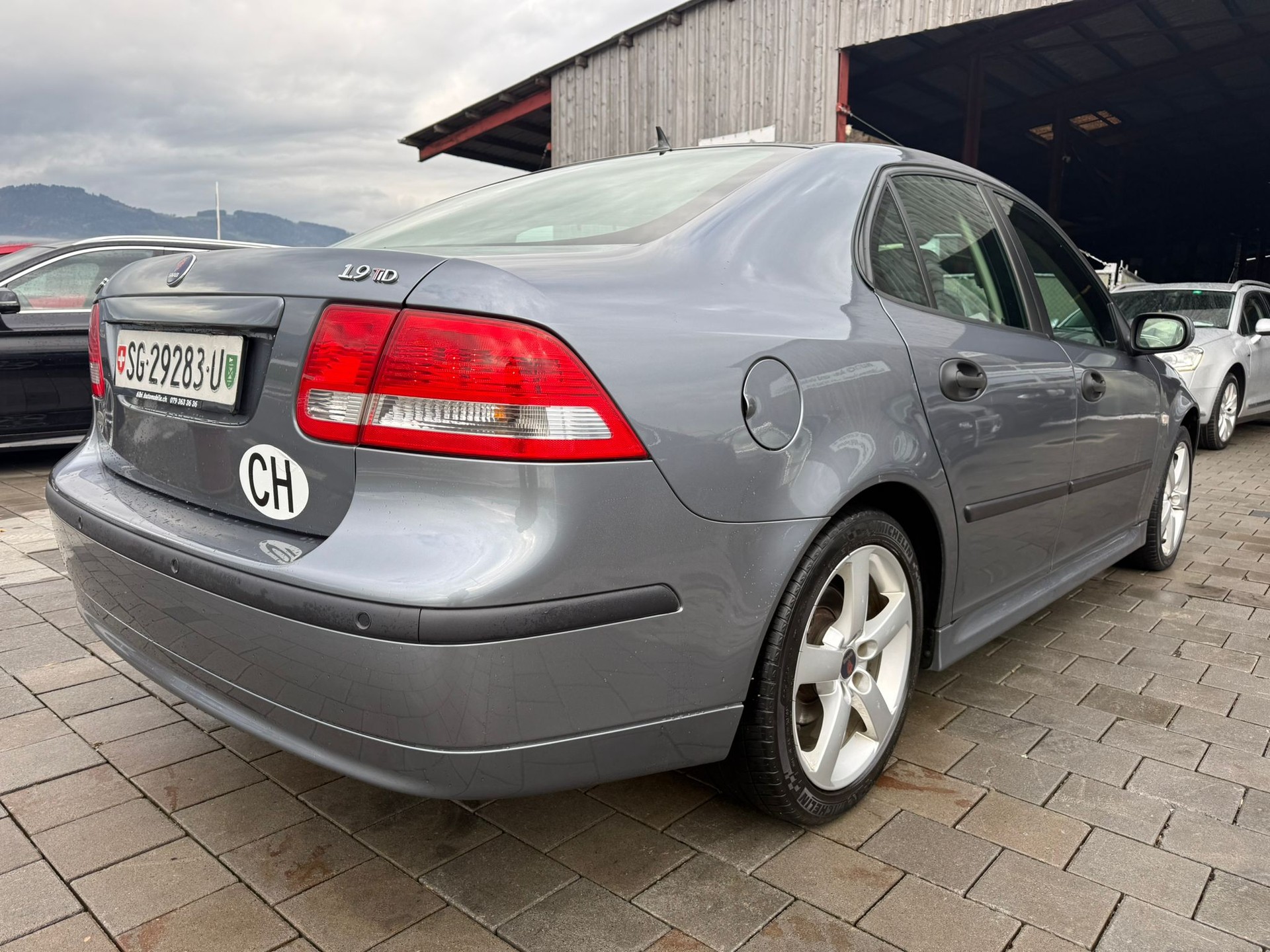 SAAB 9-3 1.9 TiD Vector Sport Automatic-image-8