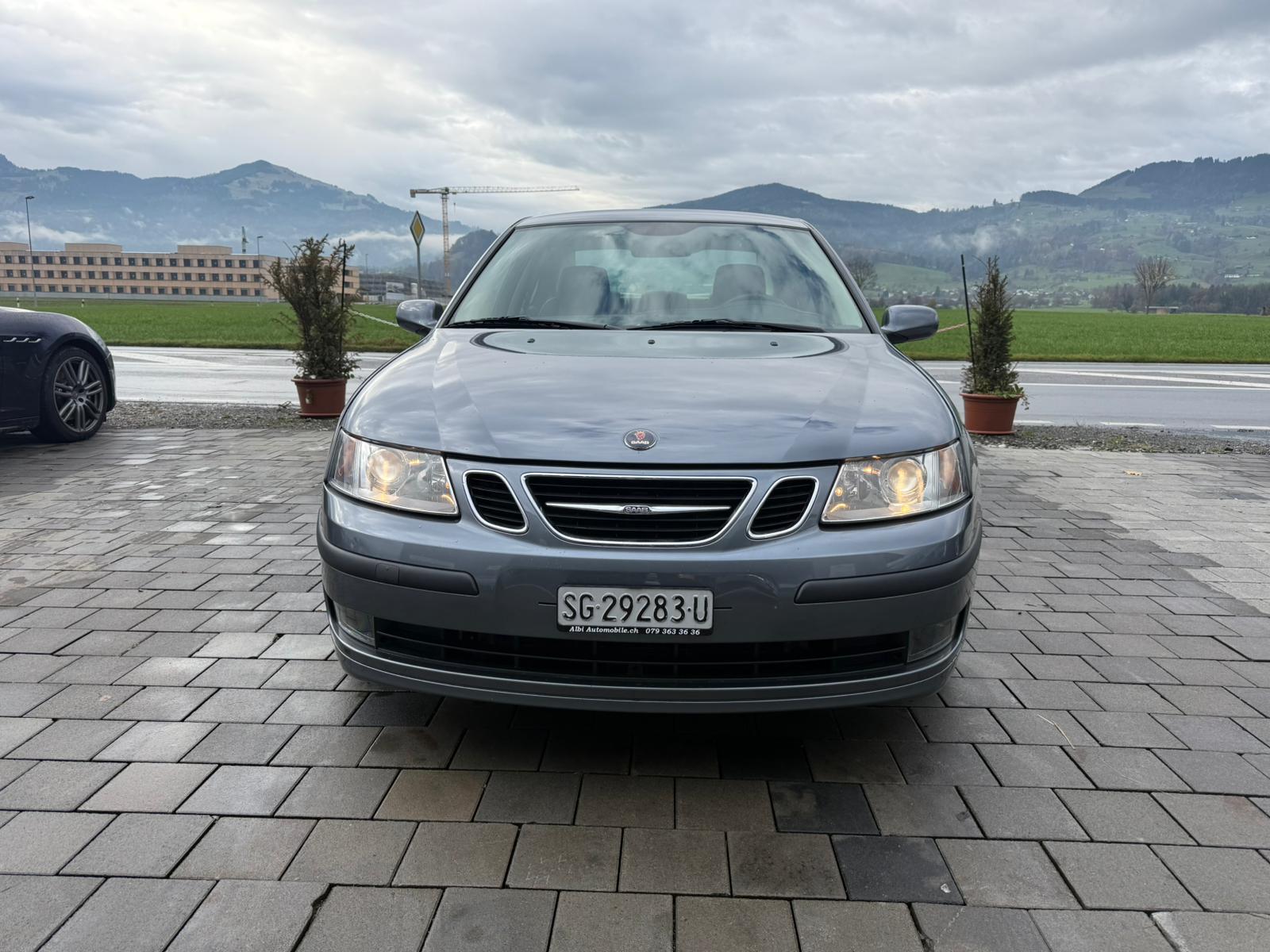 SAAB 9-3 1.9 TiD Vector Sport Automatic-image-2