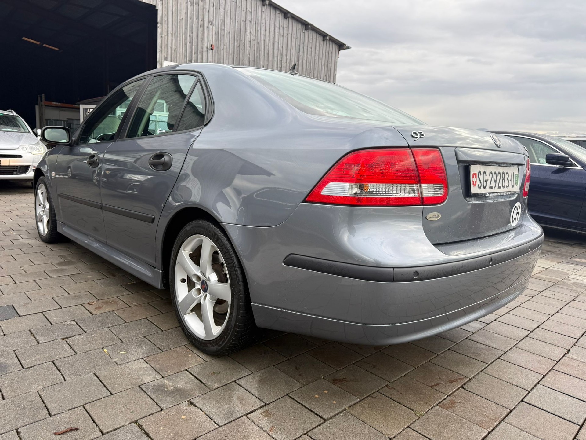 SAAB 9-3 1.9 TiD Vector Sport Automatic-image-4