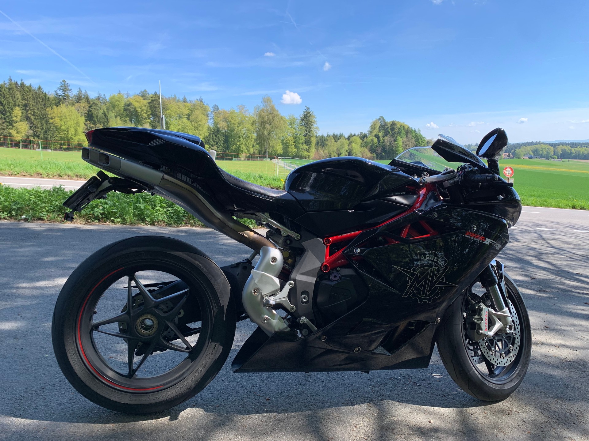 MV AGUSTA F4 1000 R-image-1