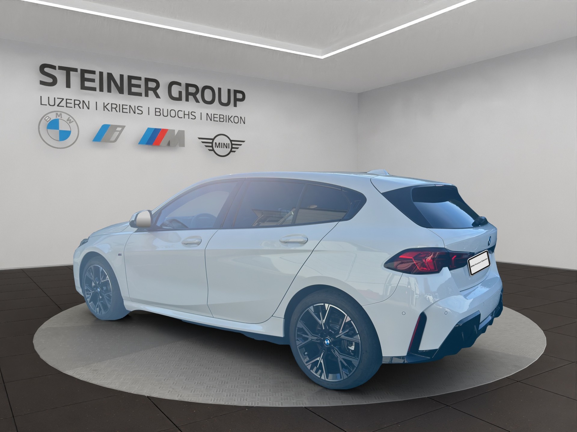 BMW 123 xDrive M Sport Steptronic-image-6