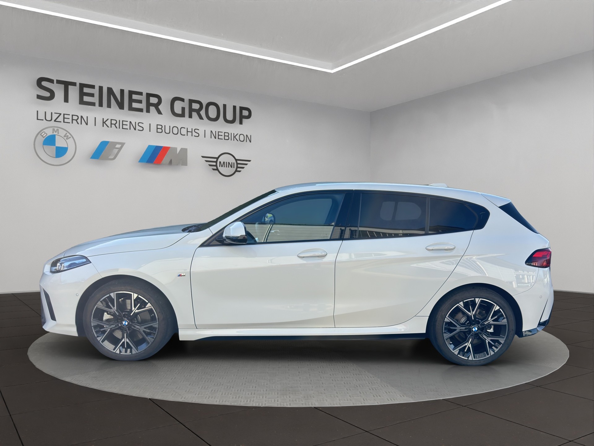 BMW 123 xDrive M Sport Steptronic-image-7