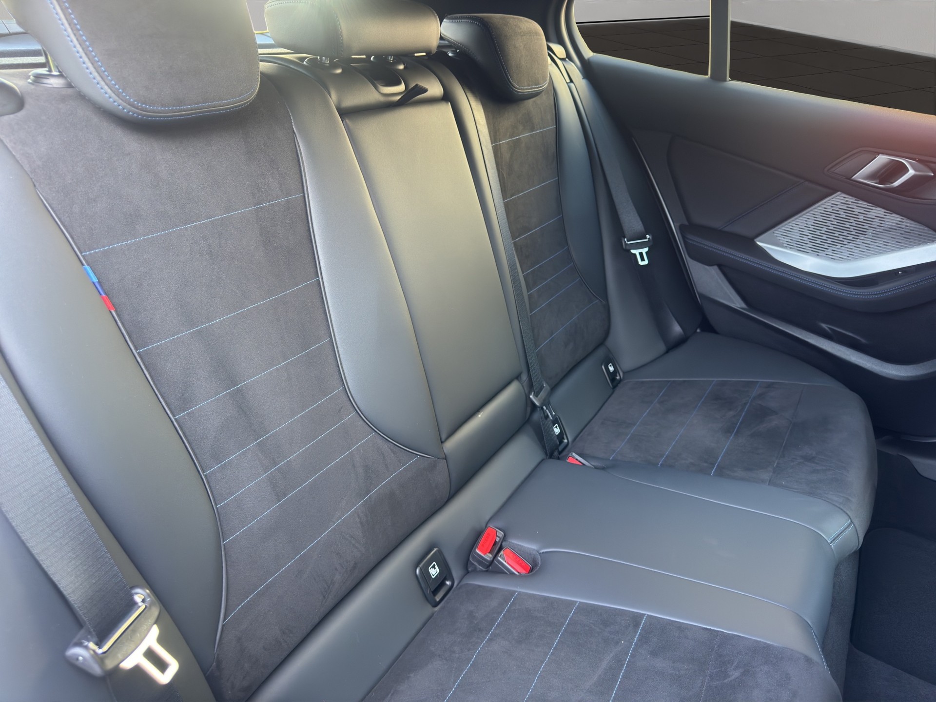 BMW 123 xDrive M Sport Steptronic-image-16