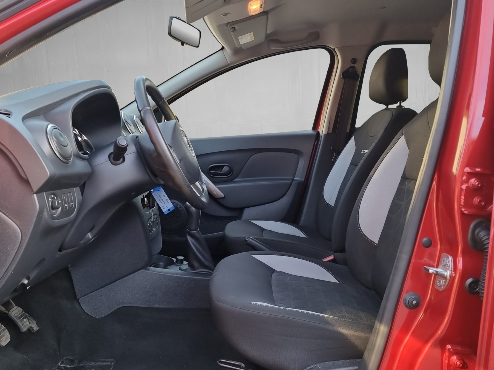 DACIA Sandero 0.9 TCe Stepway Lauréate-image-6