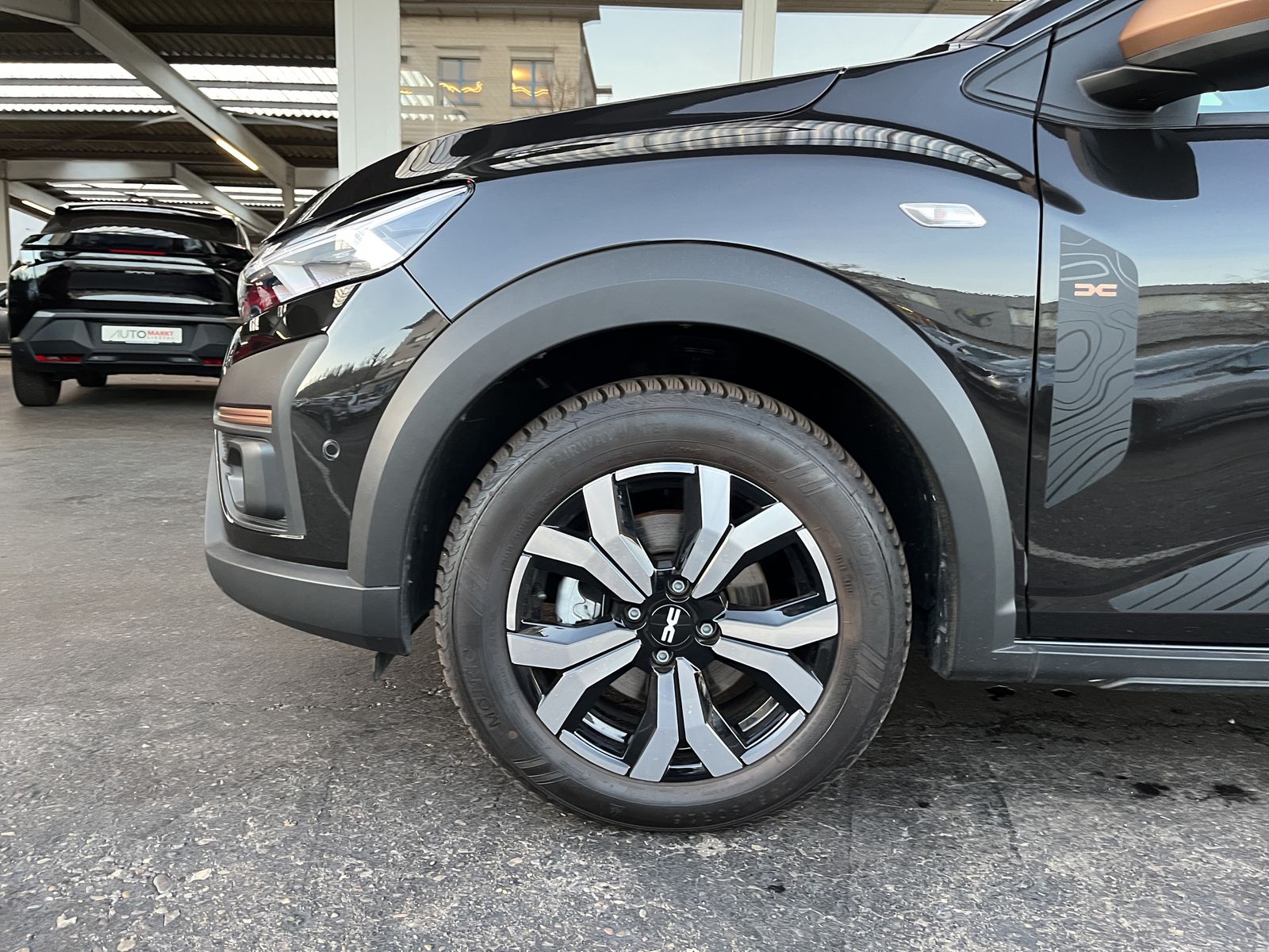 DACIA Jogger HEV 140 Extreme-image-4