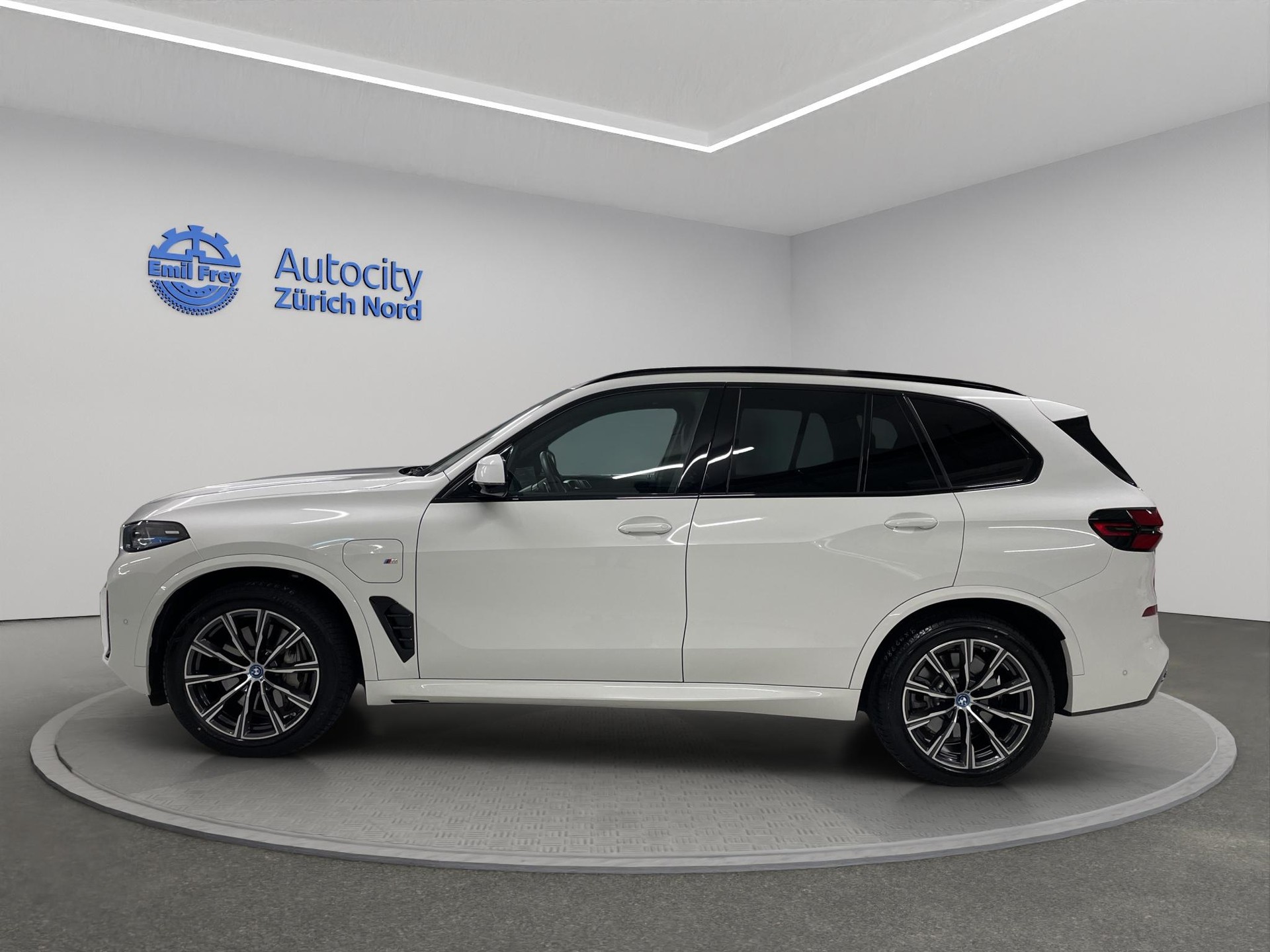 BMW X5 xDrive50e SAG-image-4
