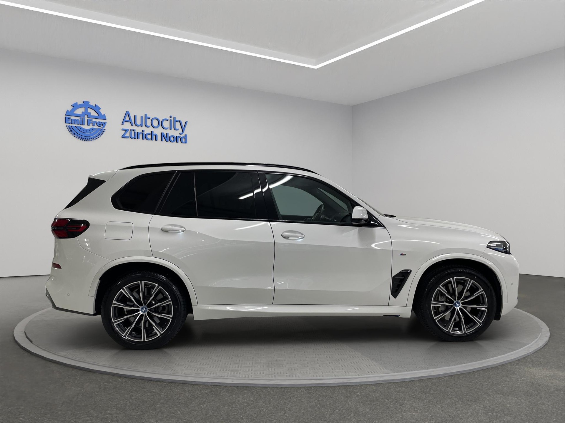 BMW X5 xDrive50e SAG-image-5