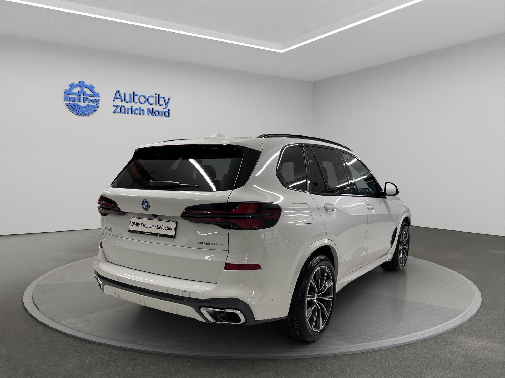 BMW X5 xDrive50e SAG-image-1