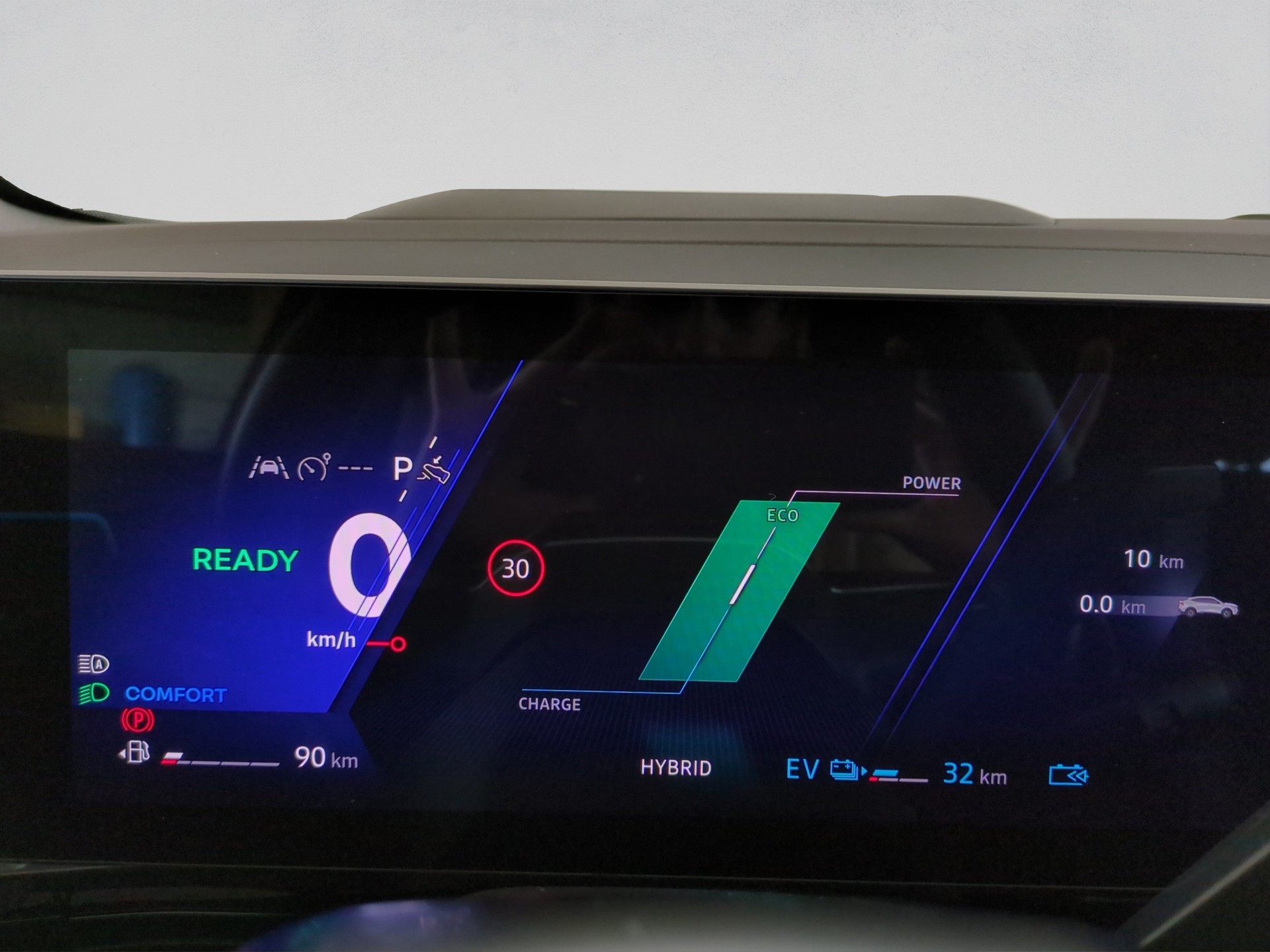 RENAULT Rafale 1.2 E-Tech Plug-in Hybrid 300 4x4 Atelier Alpine-image-9
