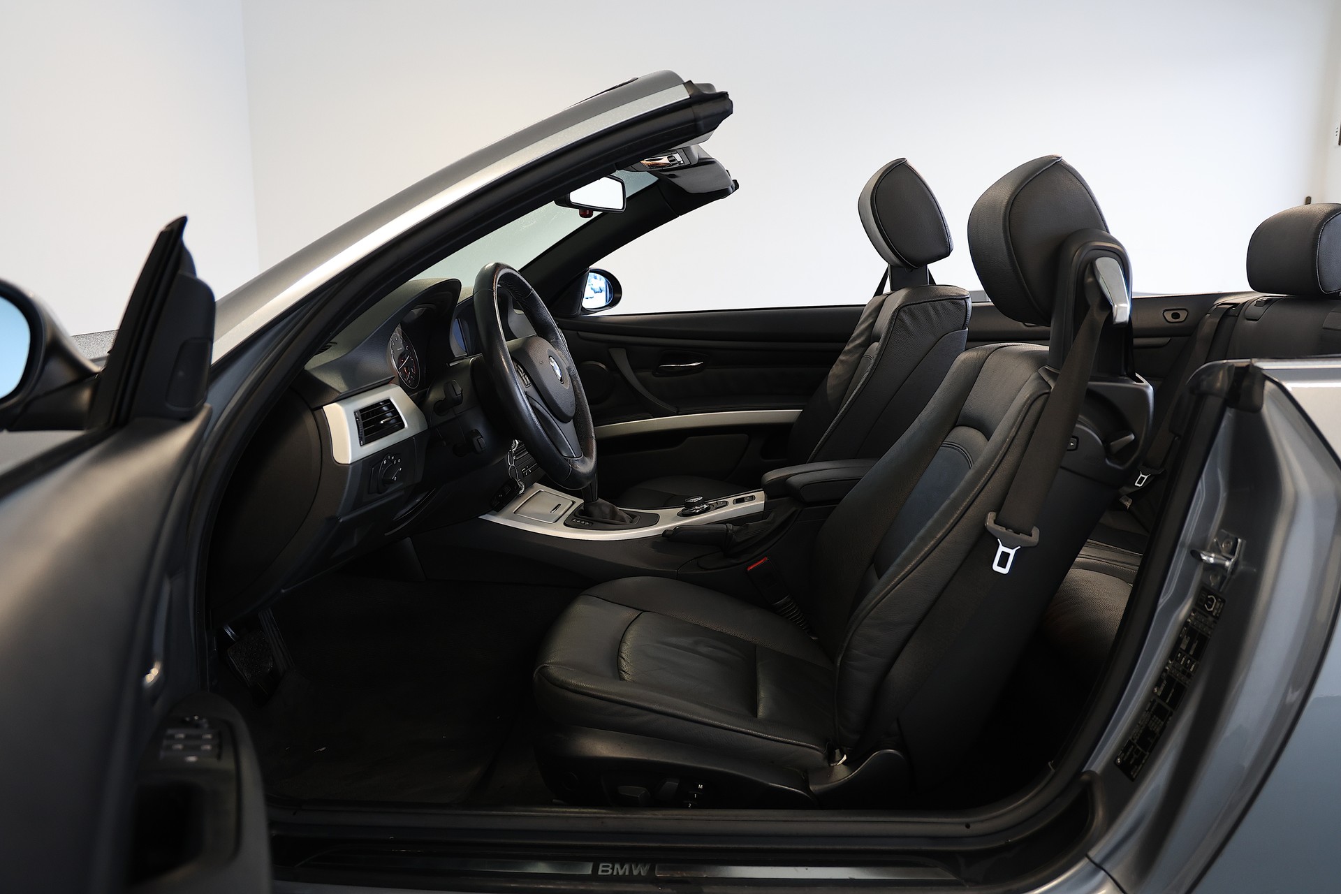 BMW 325i Cabriolet Steptronic-image-6