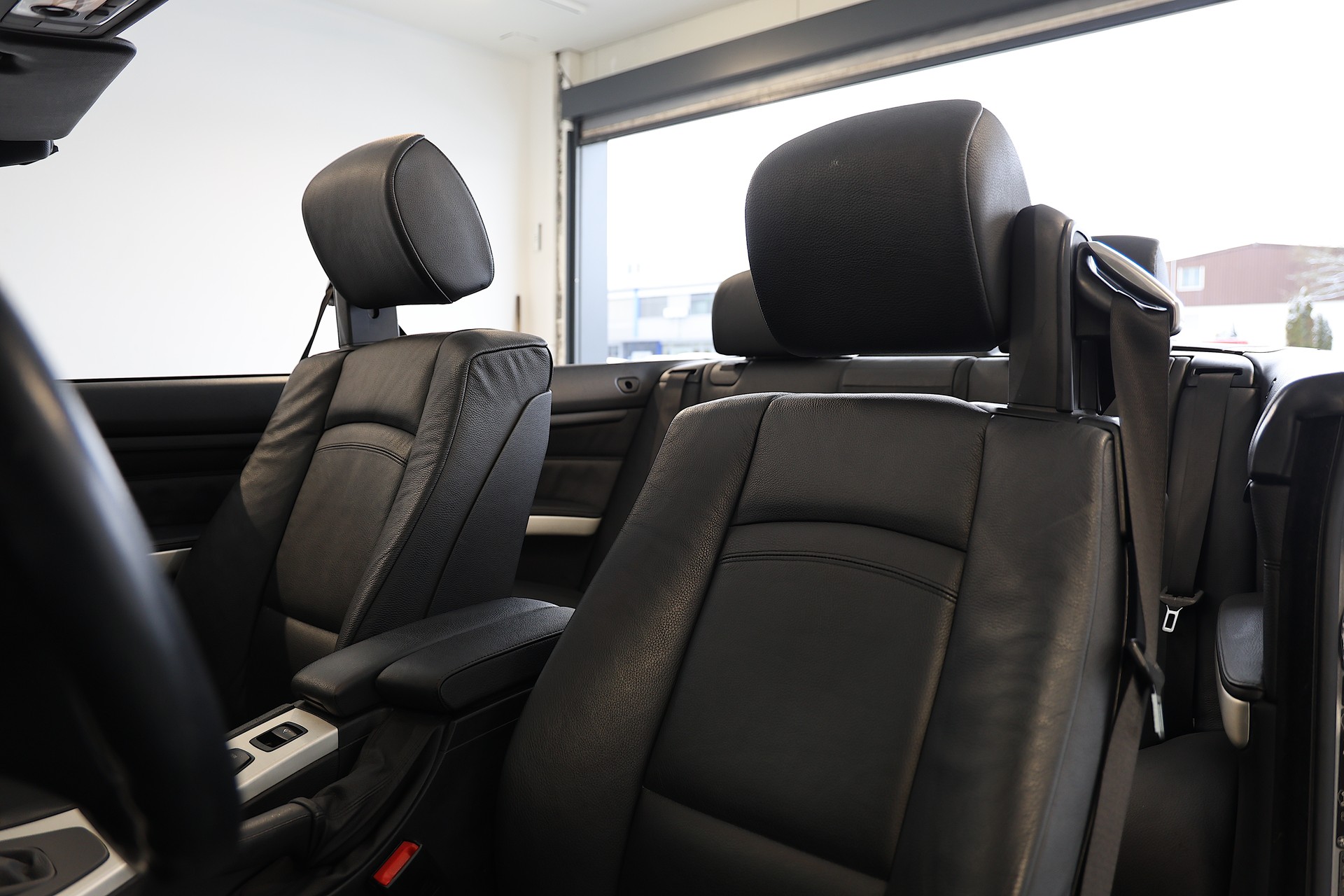 BMW 325i Cabriolet Steptronic-image-7