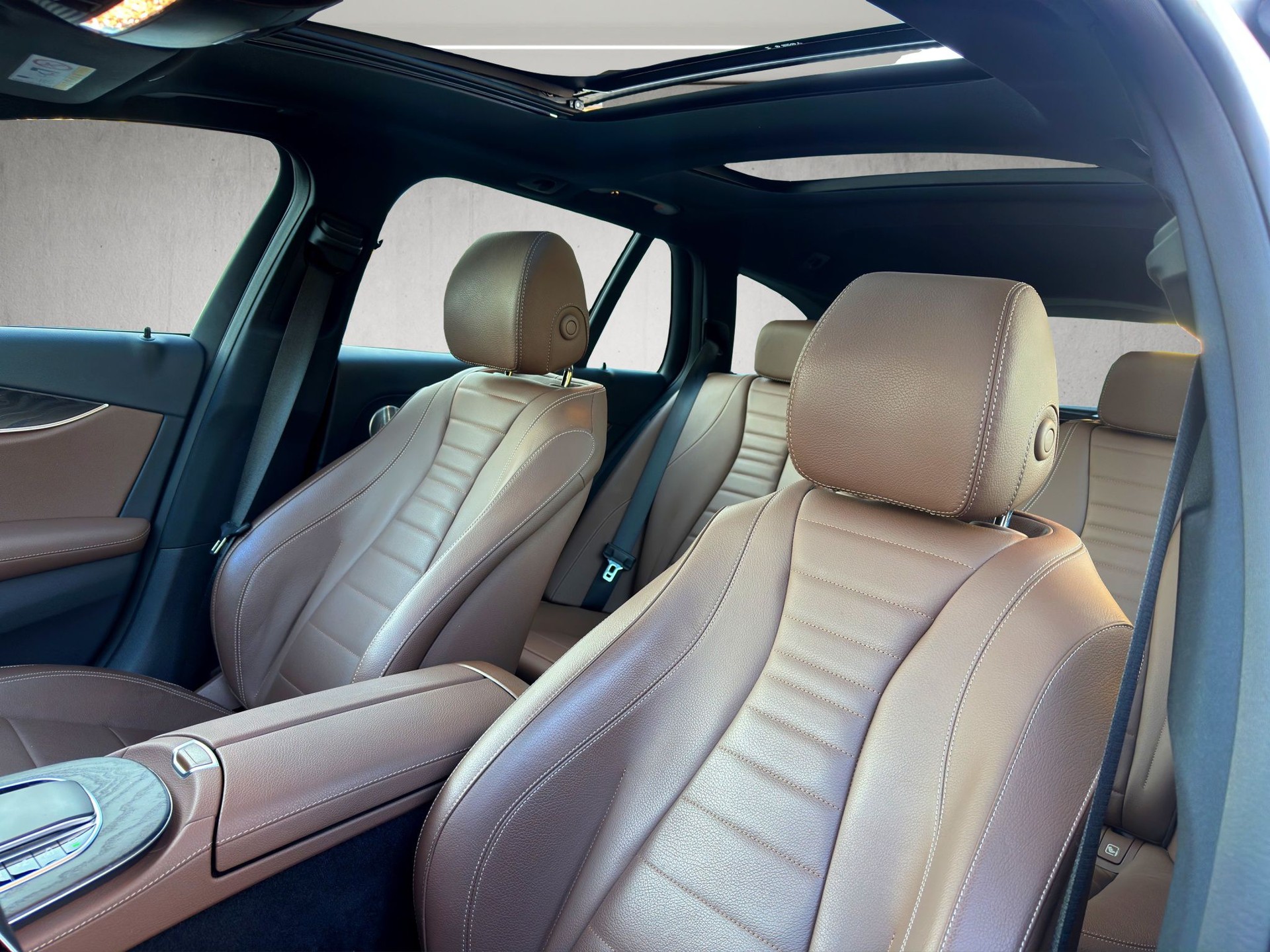 MERCEDES-BENZ E 220 d T 4Matic Avantgarde 9G-Tronic-image-8