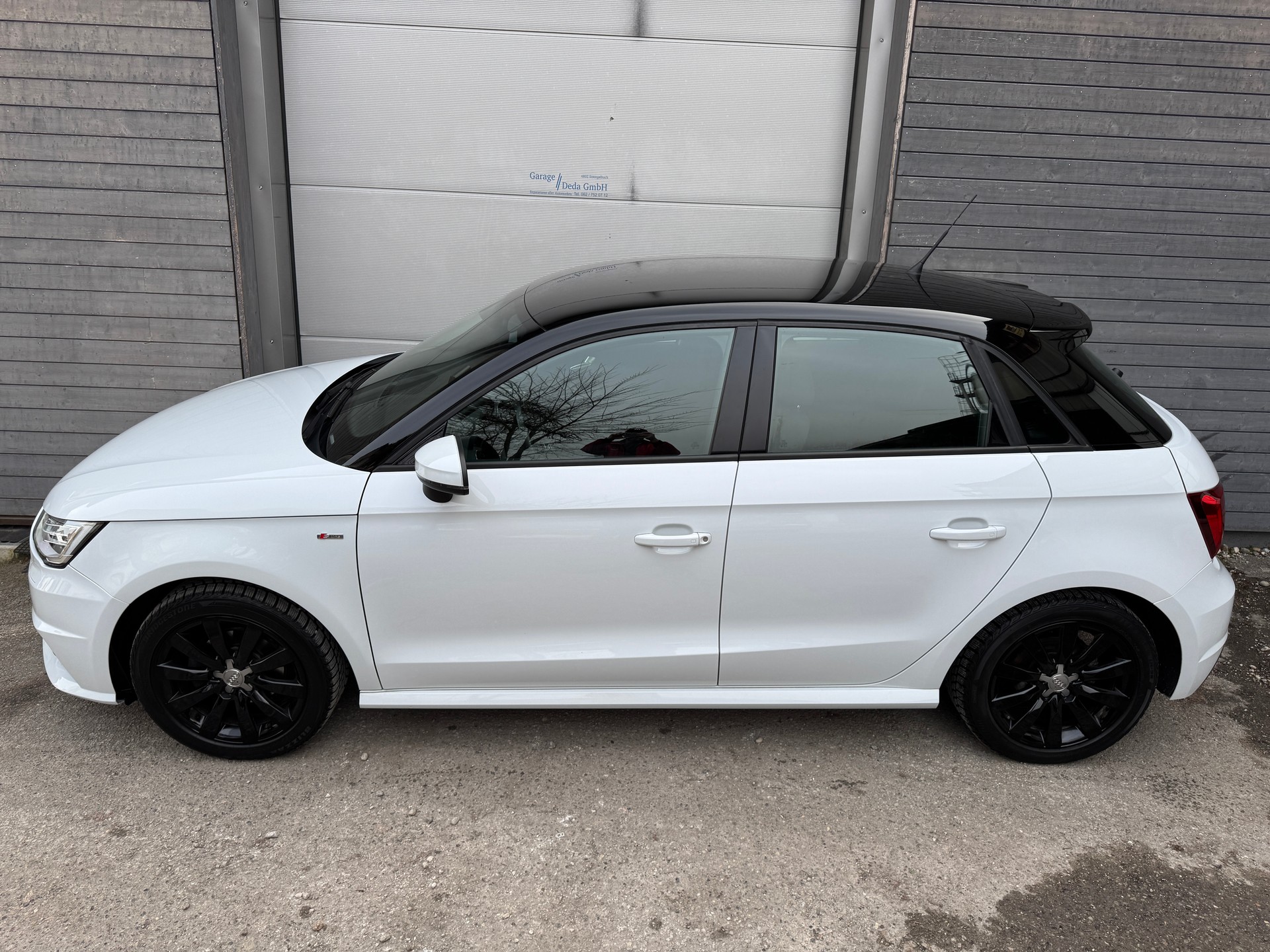 AUDI A1 Sportback 1.0 TFSI S-tronic-image-4