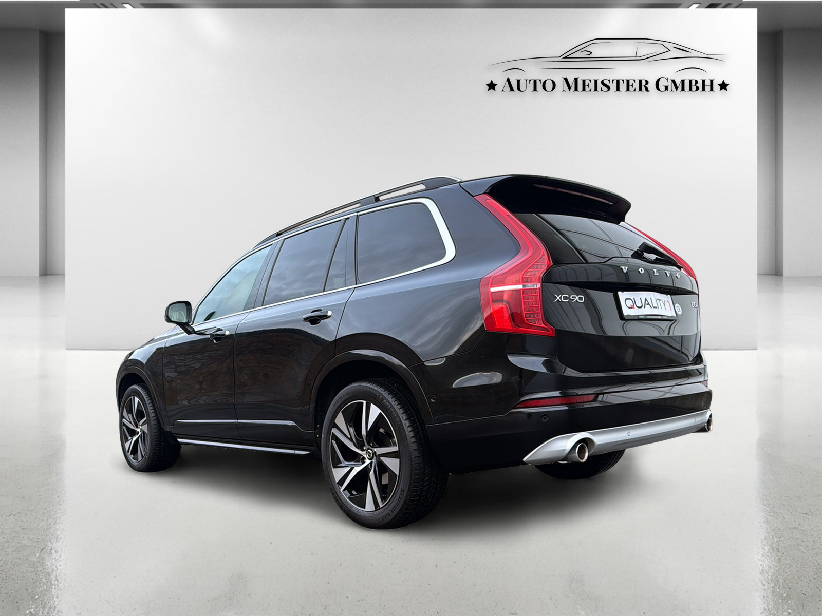 VOLVO XC90 D5 AWD Momentum Geartronic-image-2