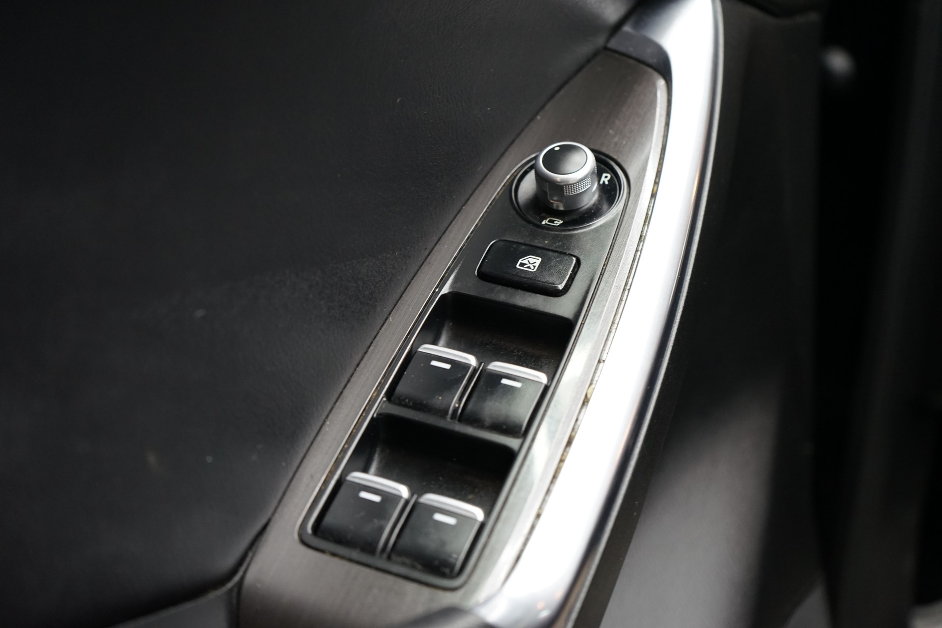 MAZDA CX-5 2.2 D HP Revolution AWD Automatic-image-9
