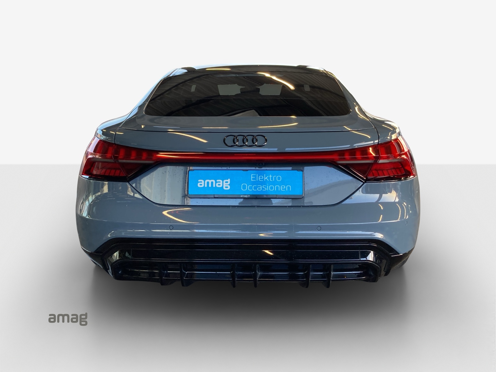 AUDI RS e-tron GT quattro-image-4