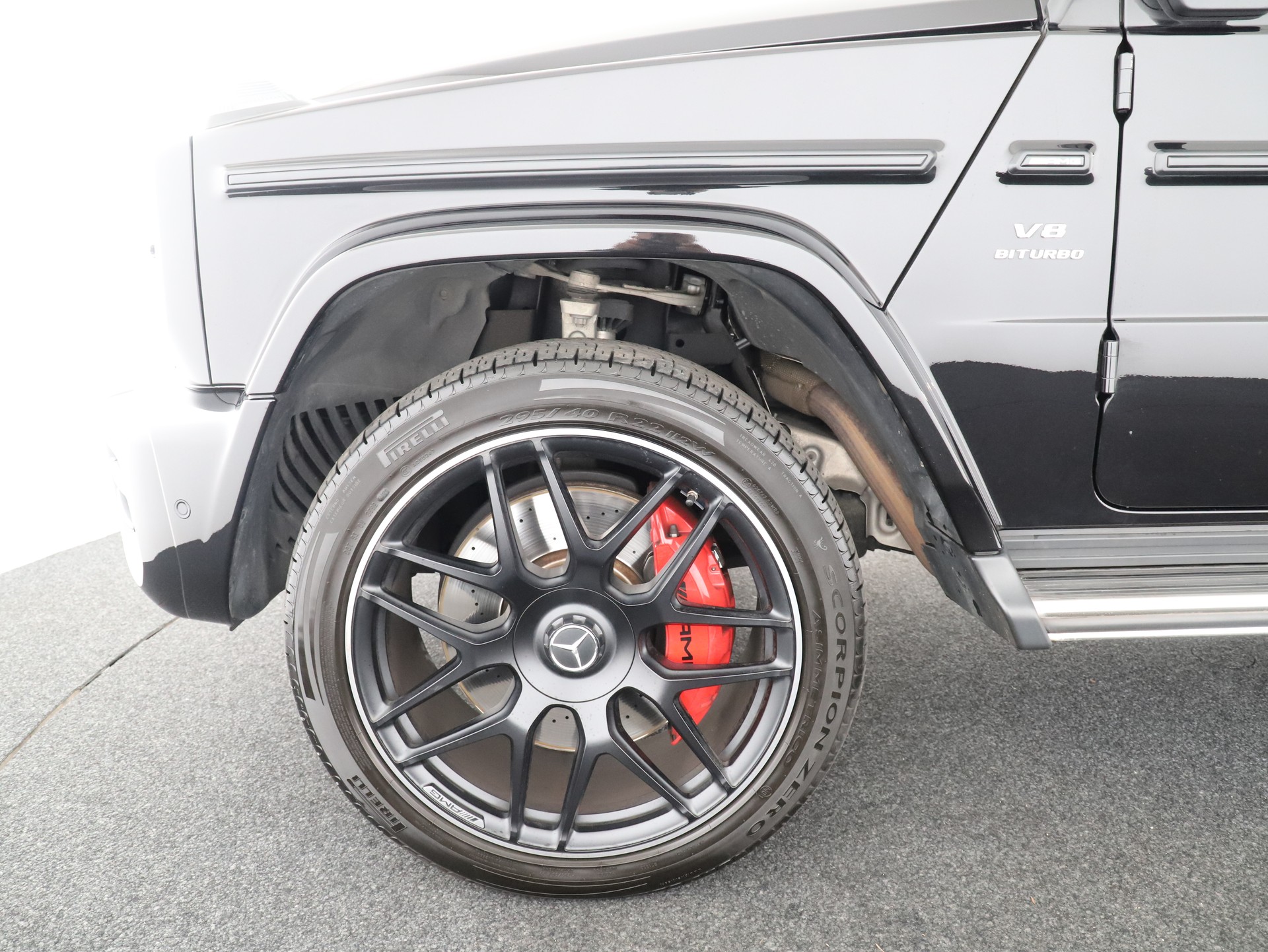 MERCEDES-BENZ G 63 AMG-image-9