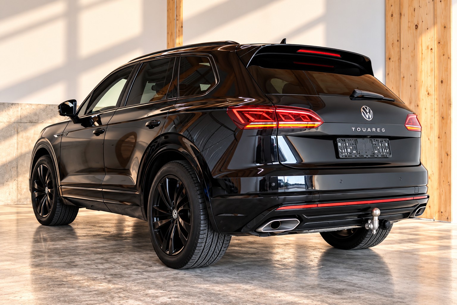 VW Touareg 3.0 TDI R Line Tiptronic-image-13