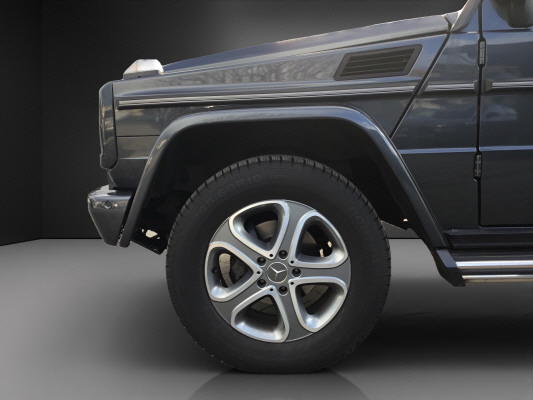 MERCEDES-BENZ G 350 BlueTEC-image-12