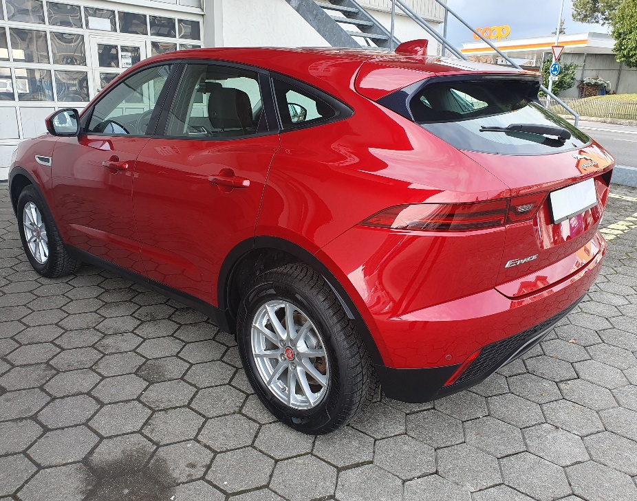 JAGUAR E-Pace 2.0d D150 AWD-image-3