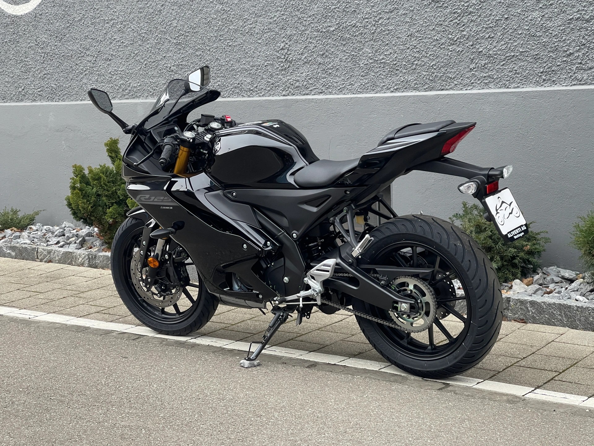 YAMAHA R125 2026-image-7