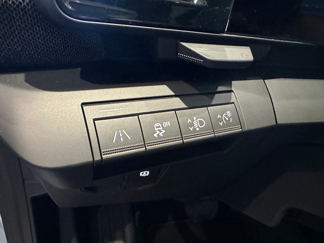 RENAULT Mégane E-TECH Equlibre-image-13