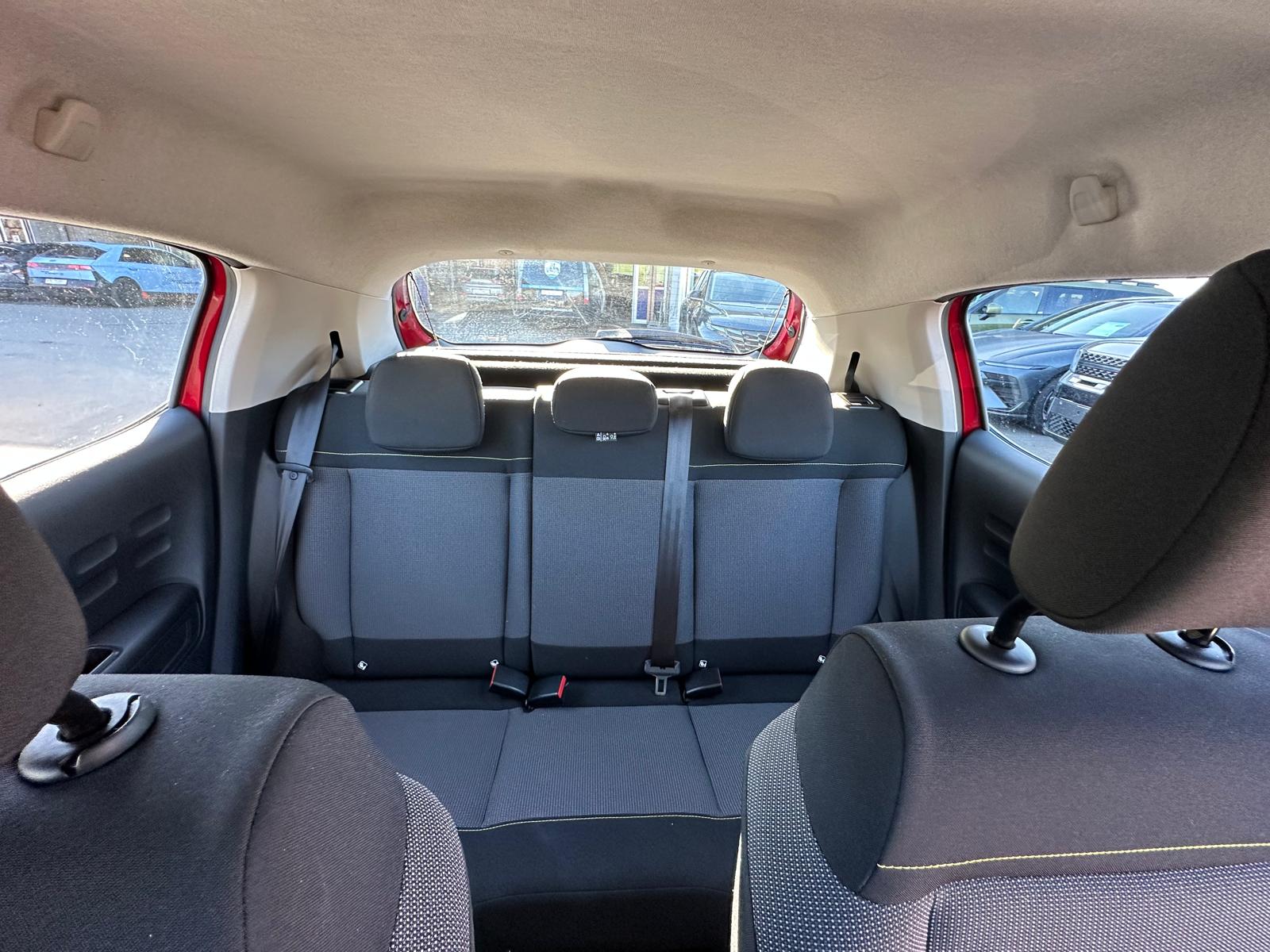 CITROEN C3 1.2i PureTech Feel Edition-image-10