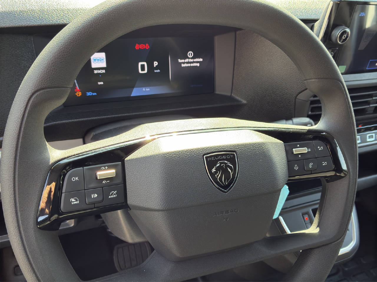 PEUGEOT Expert Kaw. Standard 2.2 BlueHDi 150 PS S/S-image-10