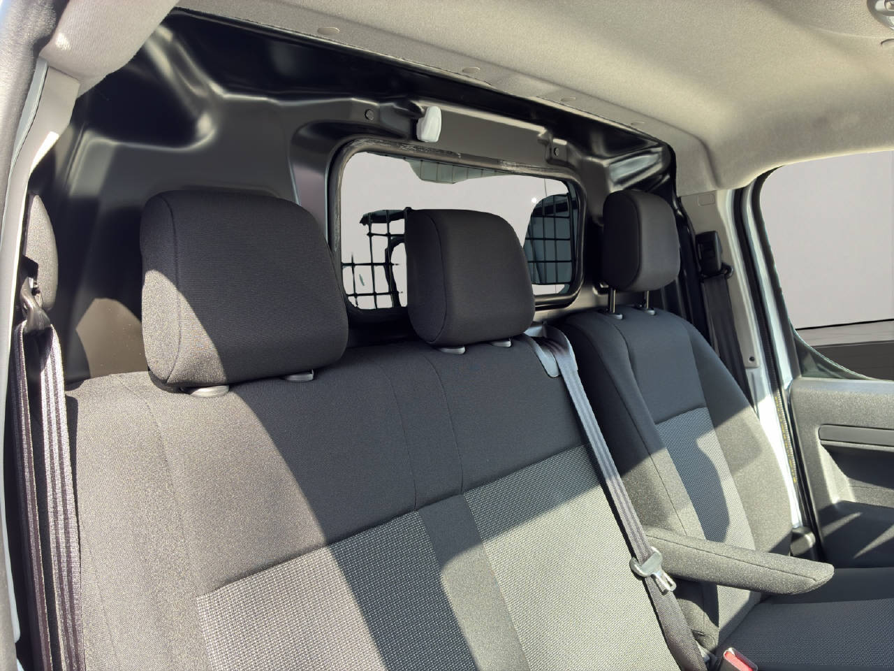 PEUGEOT Expert Kaw. Standard 2.2 BlueHDi 150 PS S/S-image-16