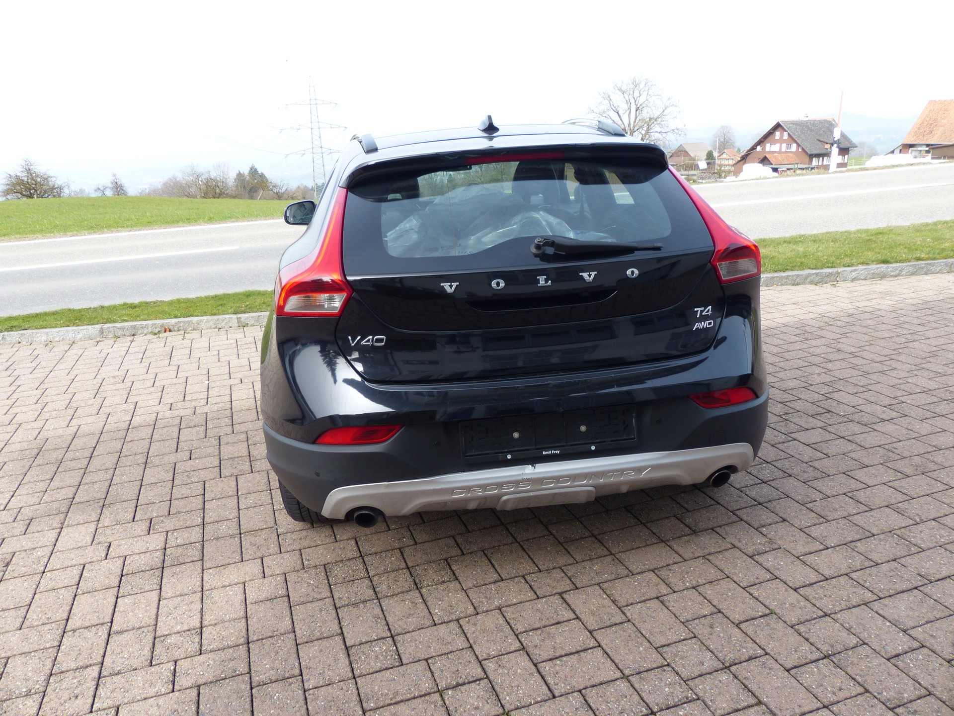 VOLVO V40 Cross Country T4 2.0 AWD Summum Geartronic-image-10