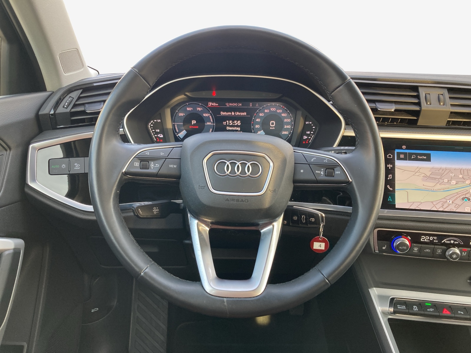AUDI Q3 45 TFSI e S-tronic-image-10