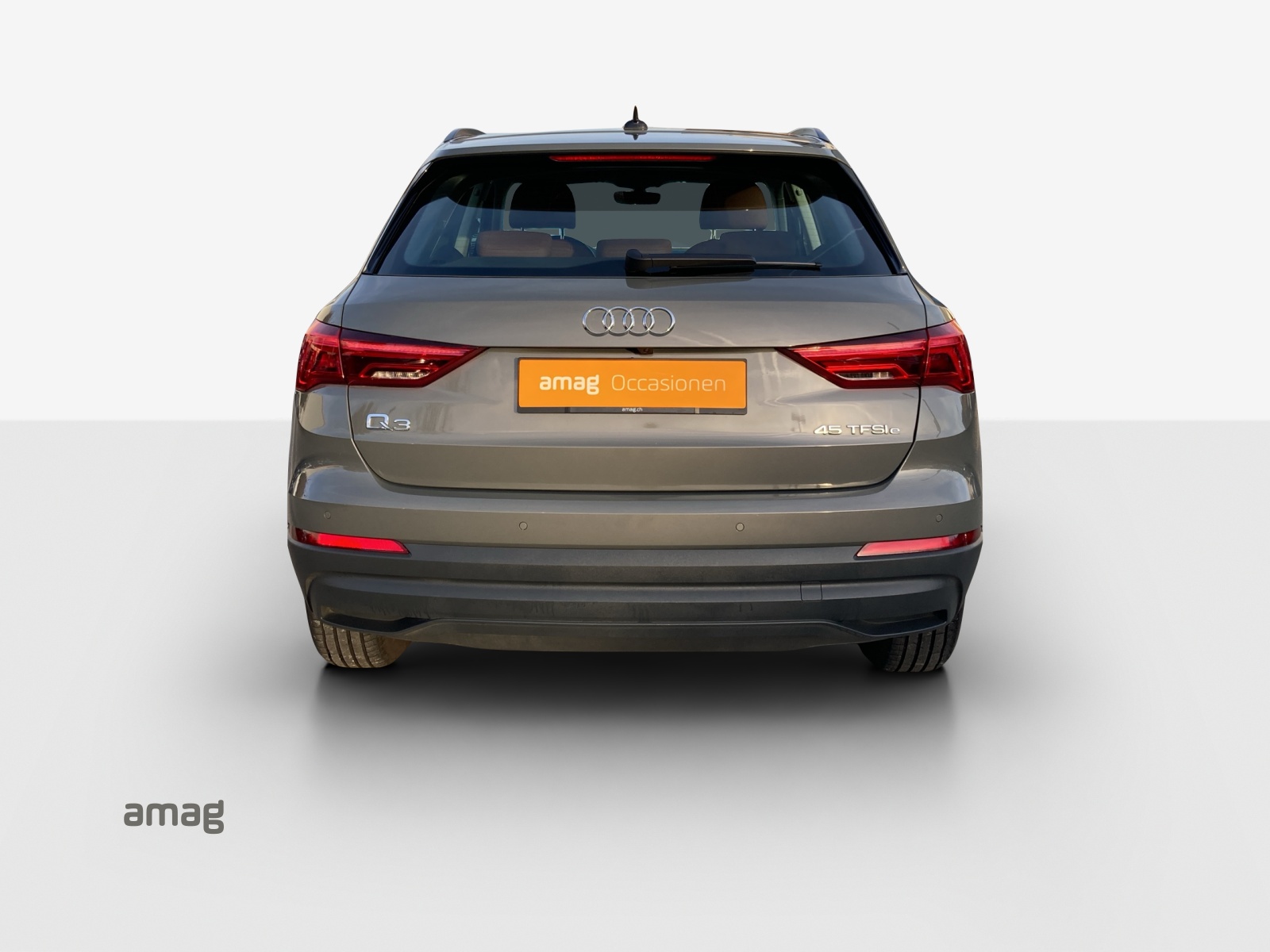 AUDI Q3 45 TFSI e S-tronic-image-4