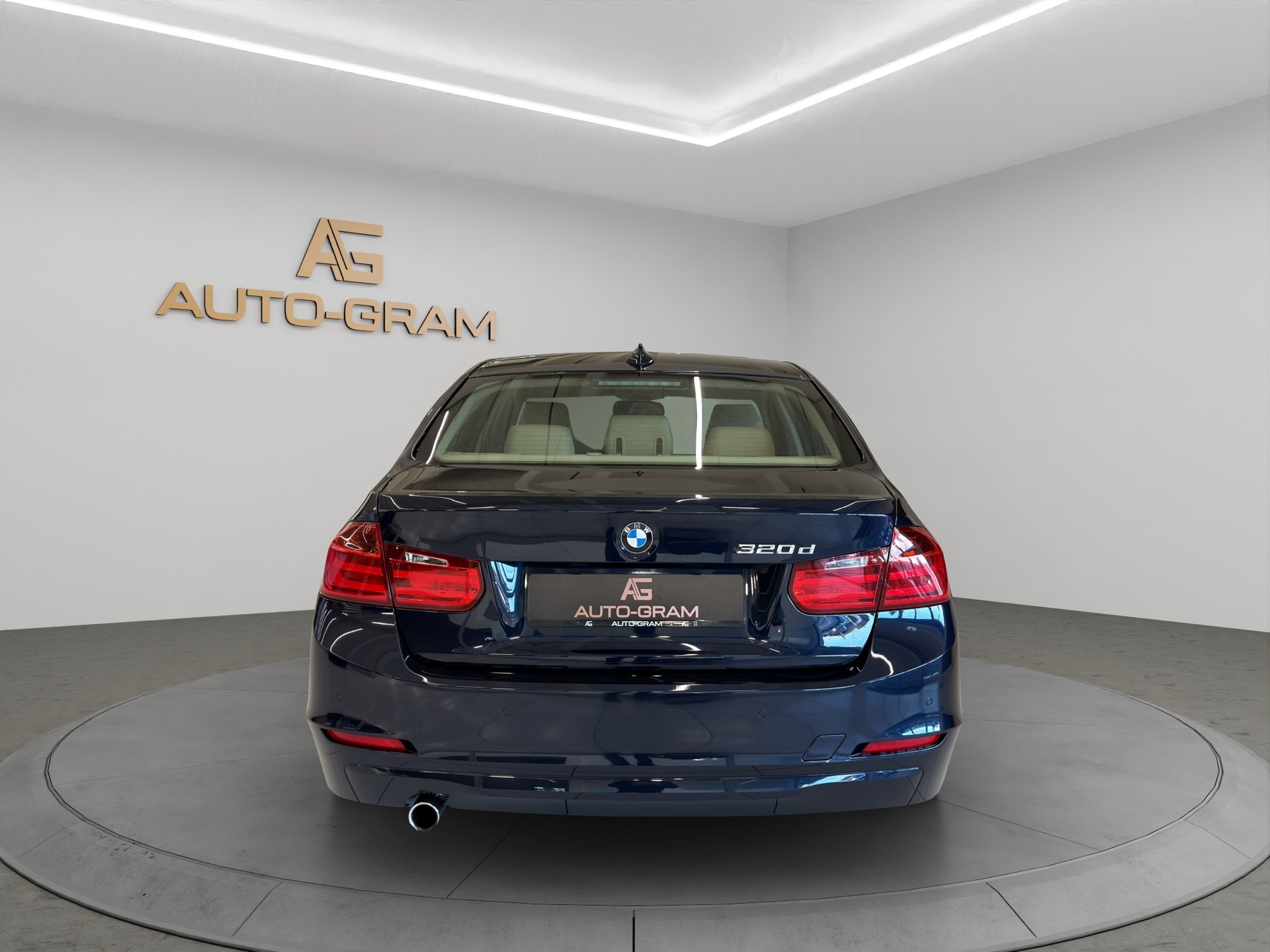 BMW 320d Steptronic Luxury-Line-image-3