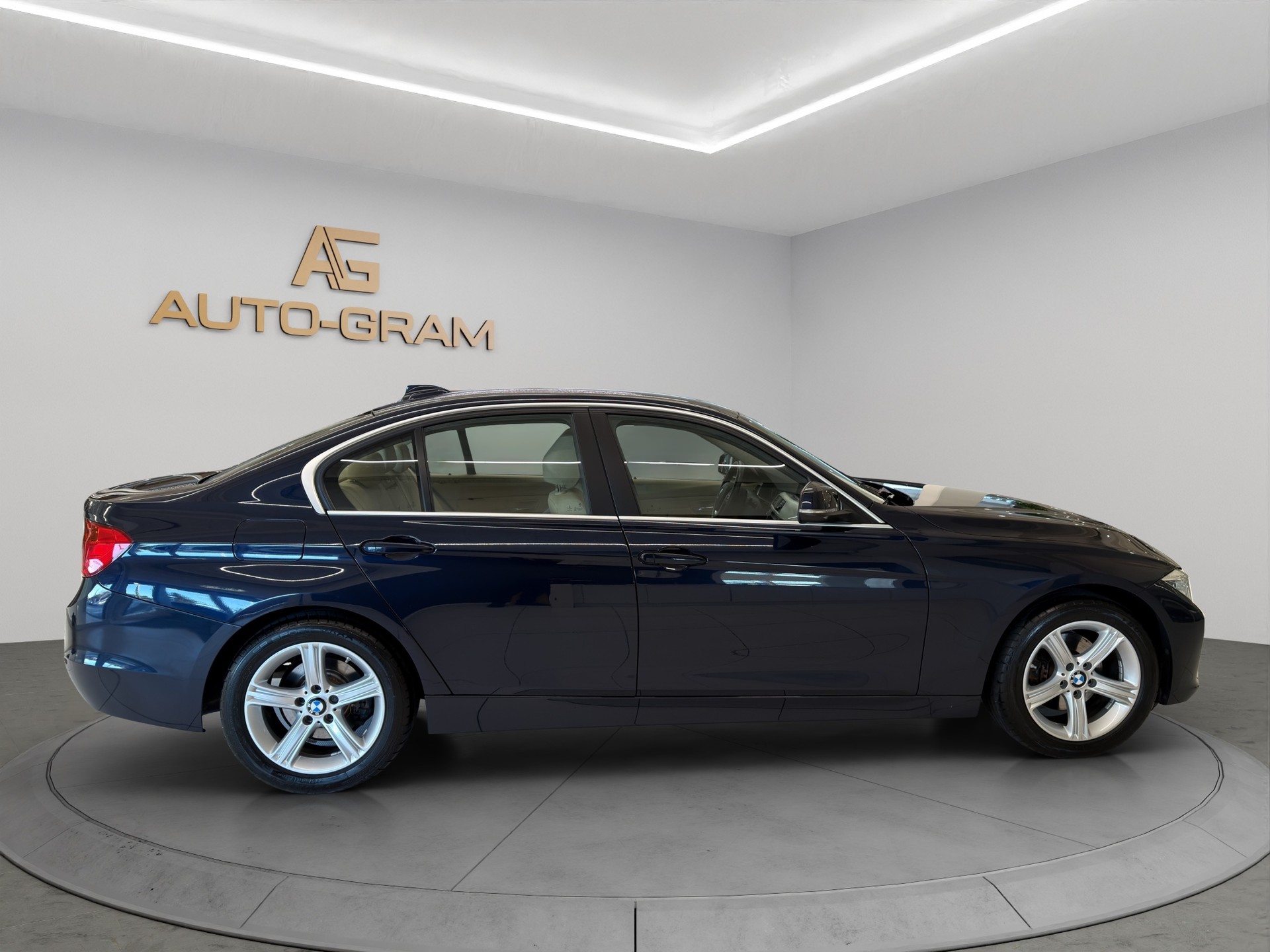 BMW 320d Steptronic Luxury-Line-image-5