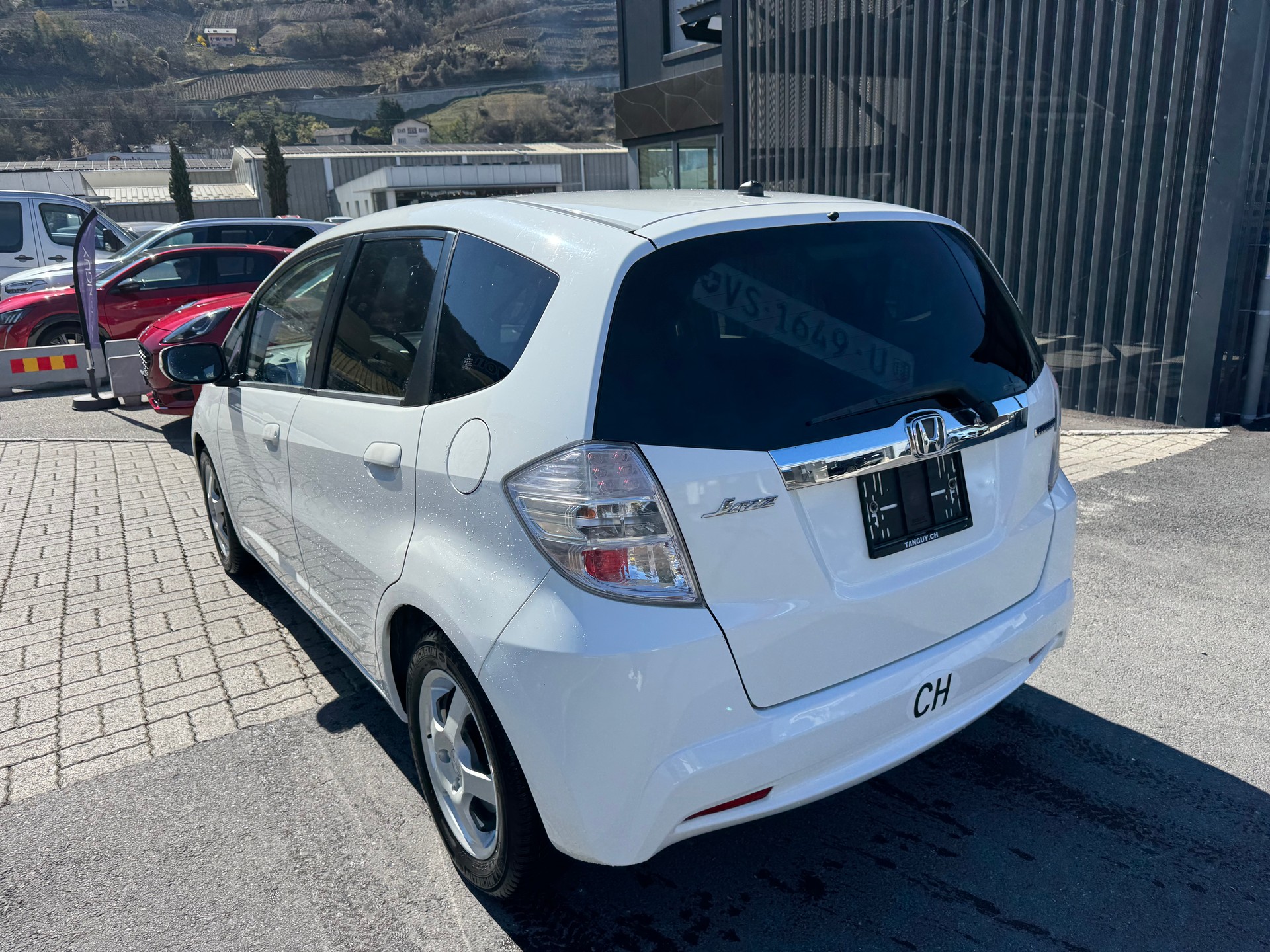 HONDA Jazz 1.3i Hybrid Exclusive CVT-image-4