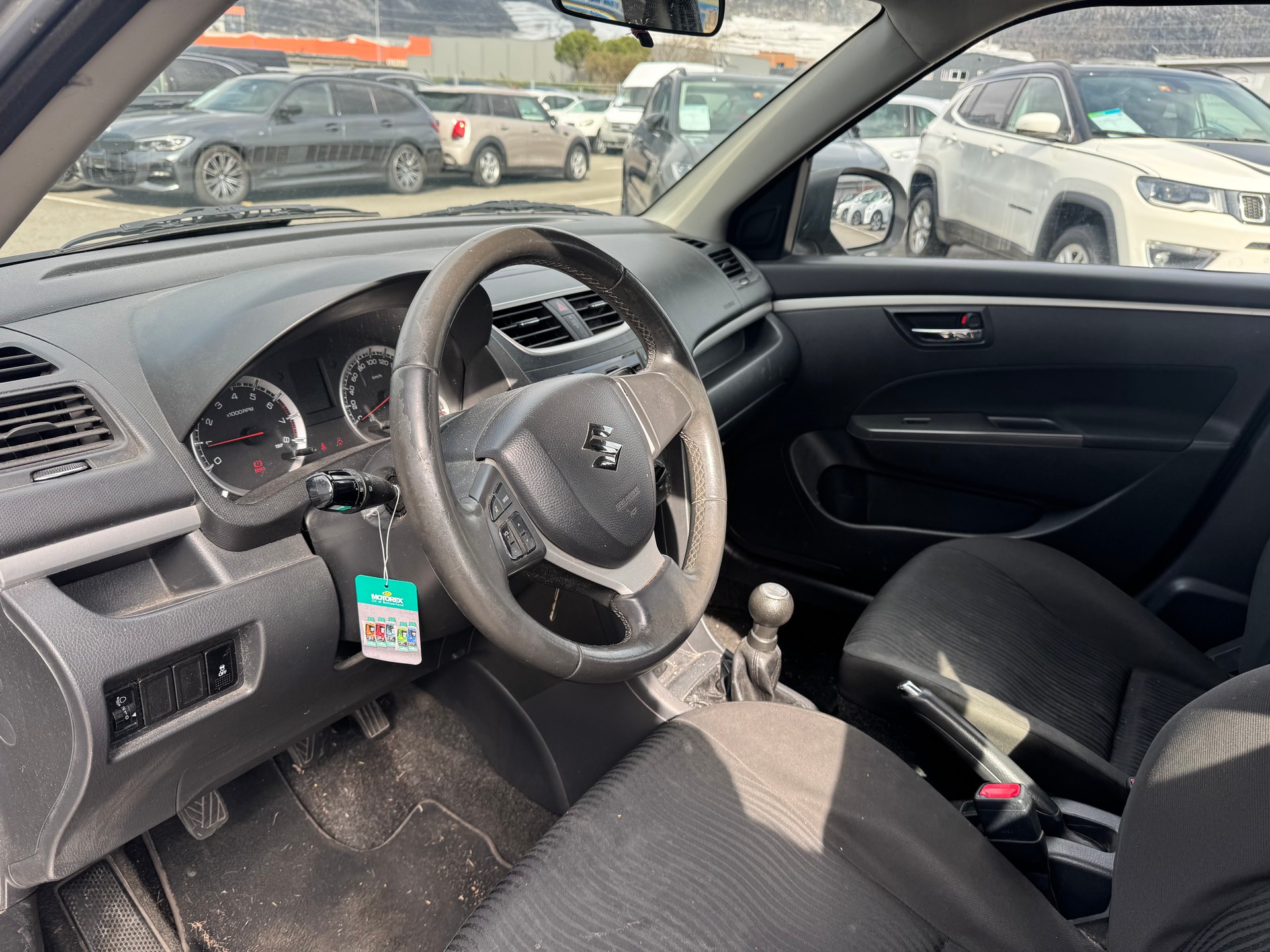 SUZUKI Swift 1.2i 16V GL-image-9