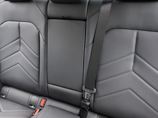 BMW 520d xDrive 48V M Sport-image-9