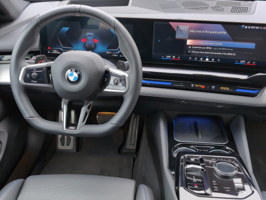 BMW 520d xDrive 48V M Sport-image-10