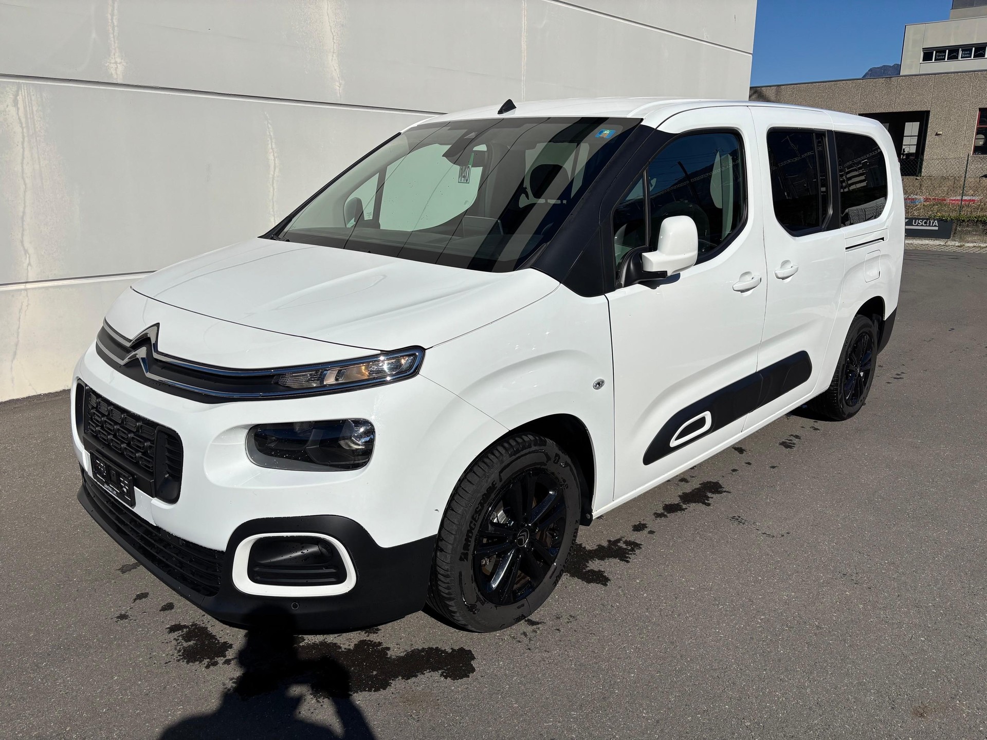 CITROEN Berlingo XL 1.5 BlueHDi 130 Feel-image-2