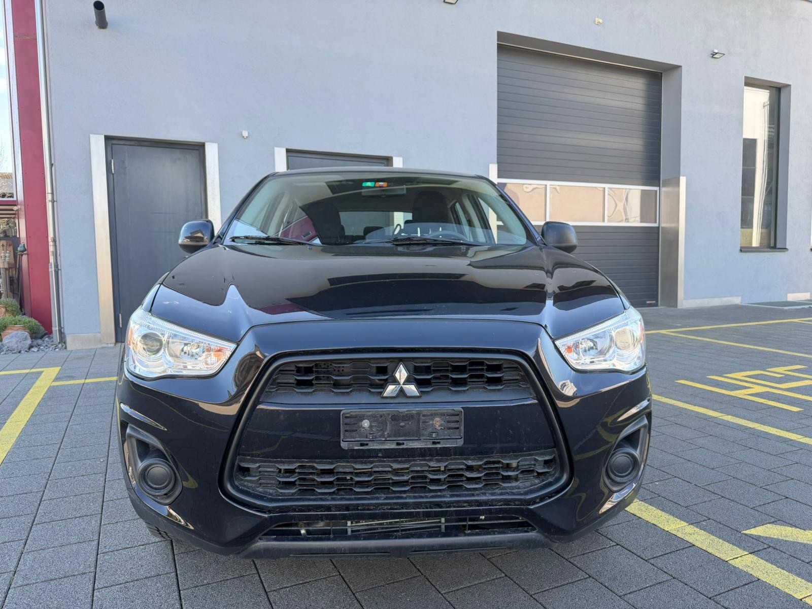 MITSUBISHI ASX 1.6 DID Pure 4WD-showroom-element-2