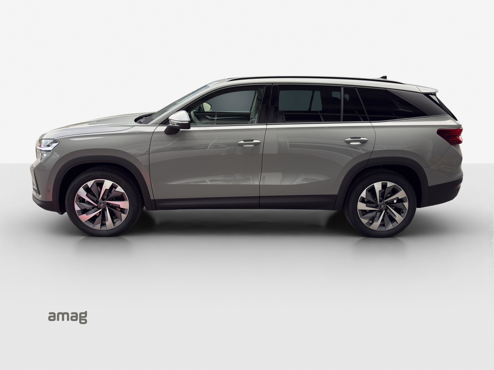 SKODA Kodiaq Dynamic-image-1