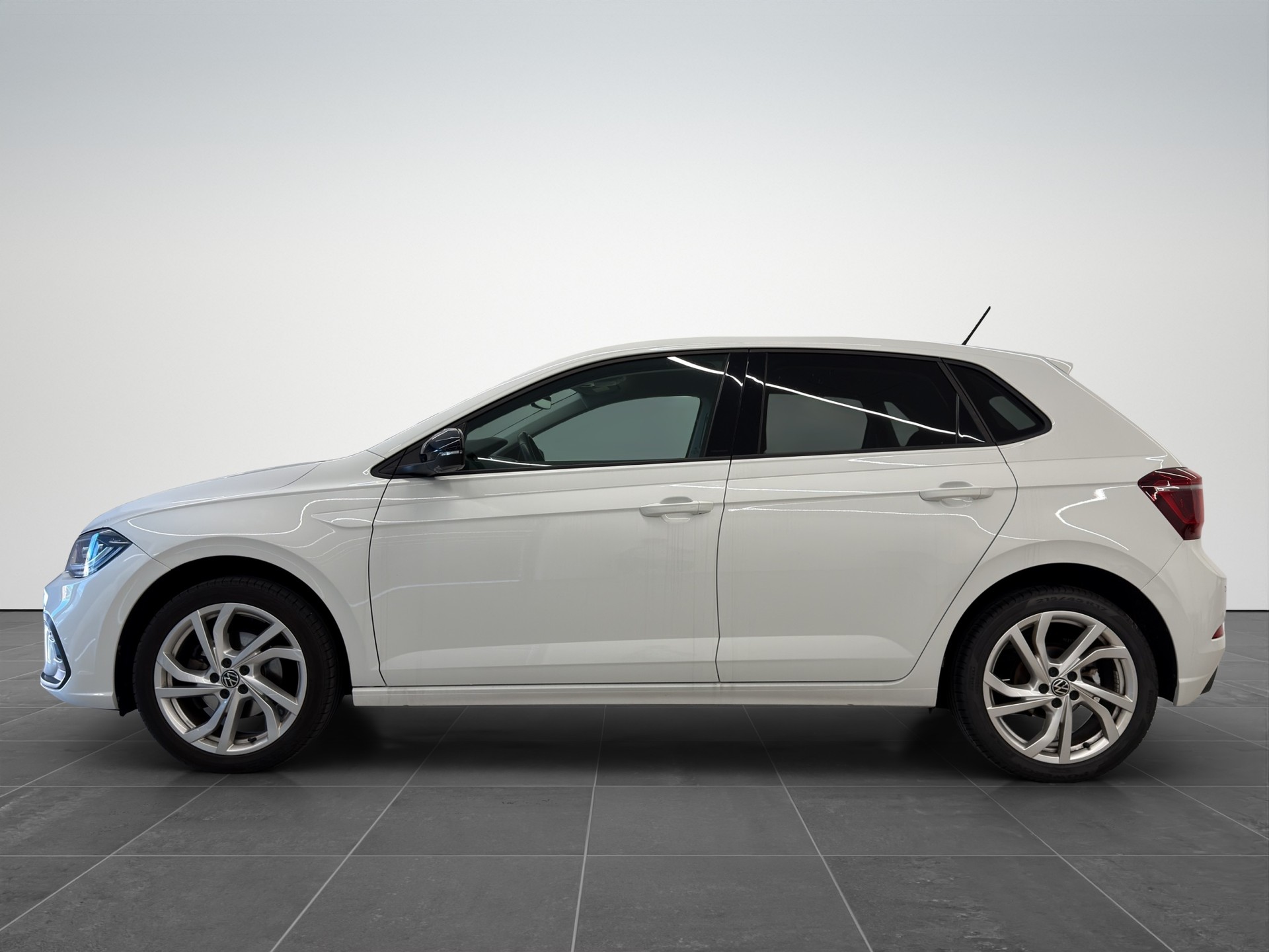 VW Polo 1.0 TSI Style DSG-image-2