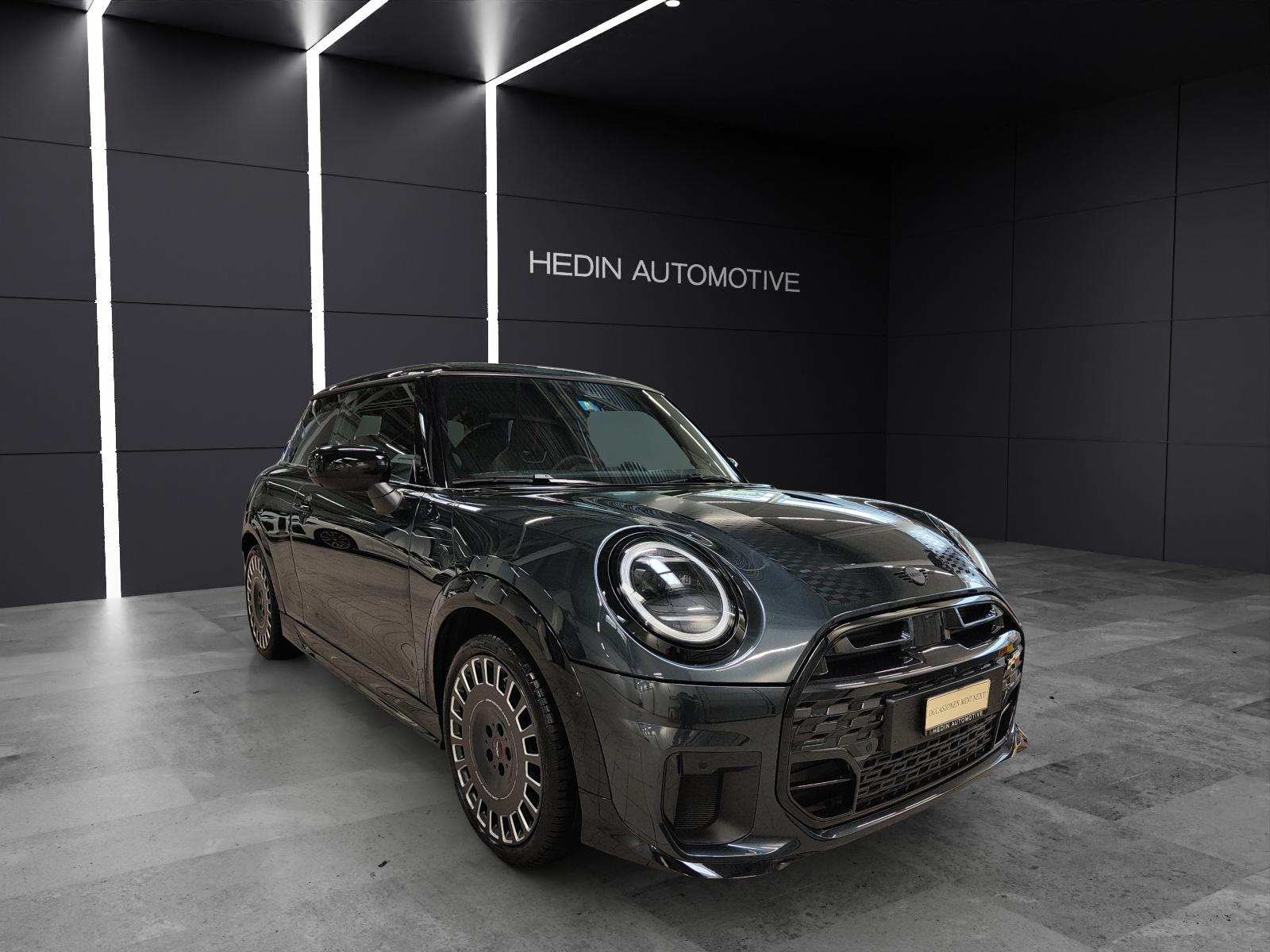 MINI F66 2.0i Cooper S John Cooper Works Trim-image-7