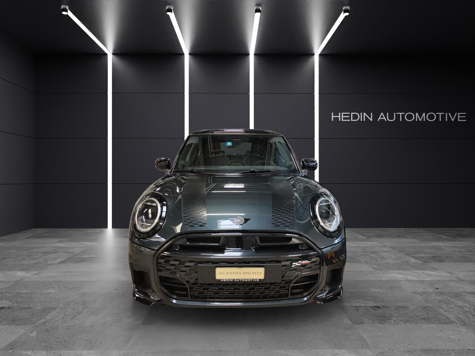 MINI F66 2.0i Cooper S John Cooper Works Trim-showroom-element-2