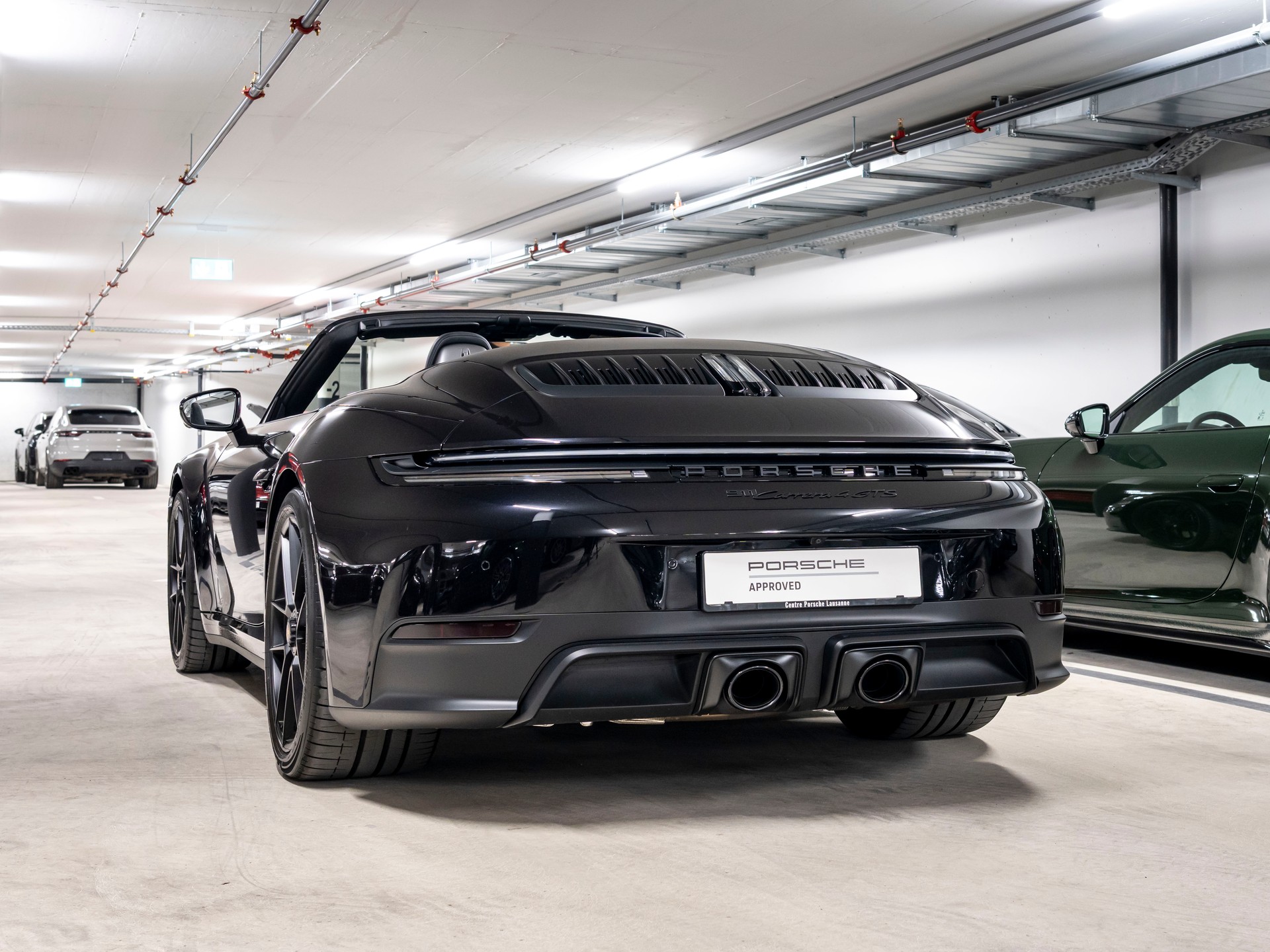 PORSCHE 911 Carrera 4 Cabriolet GTS PDK-image-26